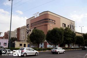 نصب سرامیک به روش نمایان (کلیپسی ) به متراژ تقریبی 1000 متر مربع