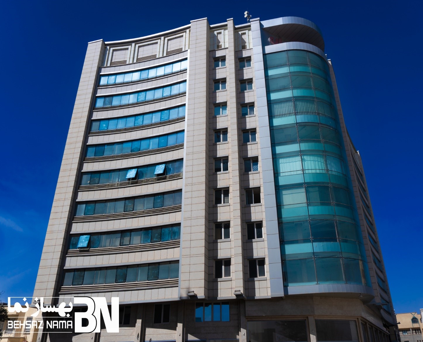 نمای شیشه ای کرتین وال